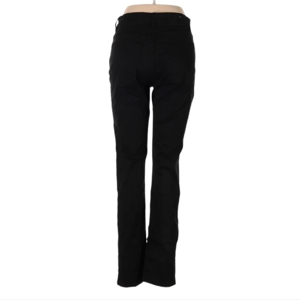 Zara Black on Black Boyfriend Denim Jeans Size 30‎